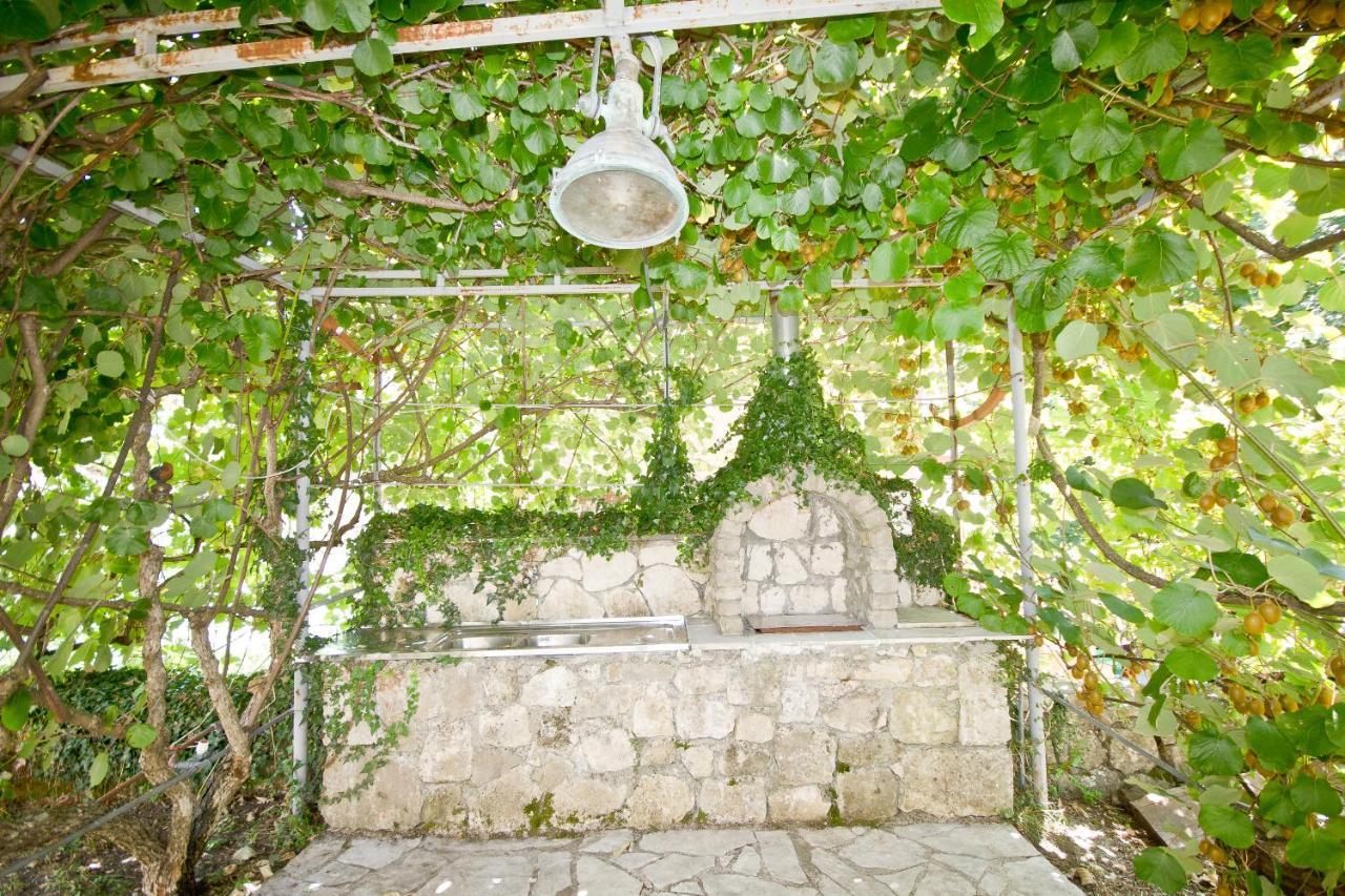 Villa Sailor'S Rustic House à Virpazar Extérieur photo
