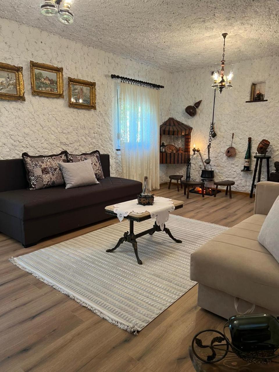Villa Sailor'S Rustic House à Virpazar Extérieur photo
